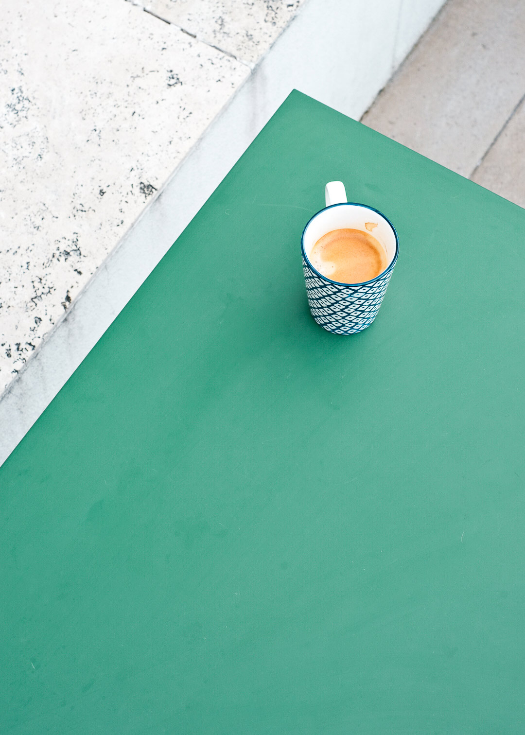 table verte café composition photographique studio moga